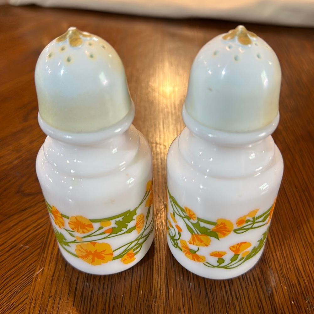 Avon salt & Pepper